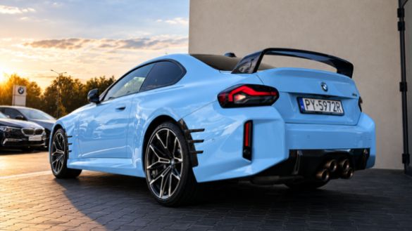 bmw_m2_dealer_miniatura